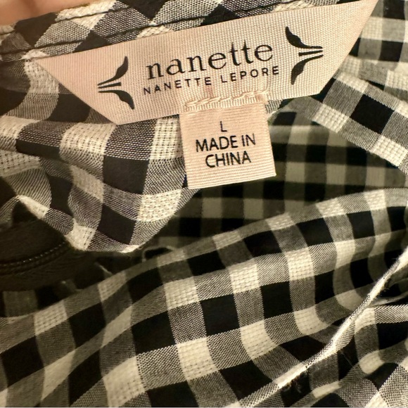(SOLD) NANETTE LEPORE Gingham Bell-Sleeve Top, Large, Black/White - Picture 12 of 13